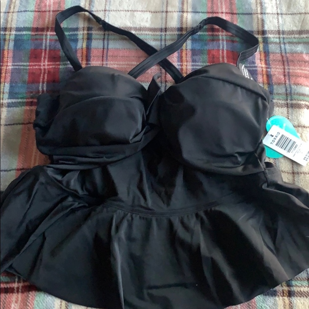 NWT Torrid black bikini top Size 1